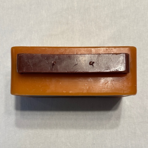 NWT, Hearth & Hand Retro Radio Figural Candle, 2 wicks - Picture 2 of 7